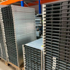 NETAPP DS2246 24SFF 2X111-01070+A0 +24X900GB+24 CADDIES+ 2XPSU 114-00065
ENVIO RAPIDO, FACTURA DISPONIBLE, CAJA REFORZADA, VENDEDOR PROFESIONAL